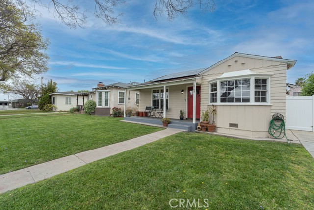 Detail Gallery Image 2 of 43 For 6768 Gardenia Ave, Long Beach,  CA 90805 - 2 Beds | 1 Baths