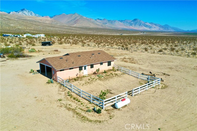 8554 Athel Avenue, Inyokern CA: https://media.crmls.org/medias/29119ef0-06b1-4ec1-a00e-4d0c91cac58d.jpg