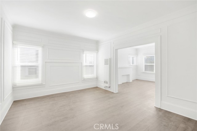 Detail Gallery Image 7 of 23 For 550 N Kenmore Ave #1/2,  Los Angeles,  CA 90004 - 2 Beds | 1 Baths