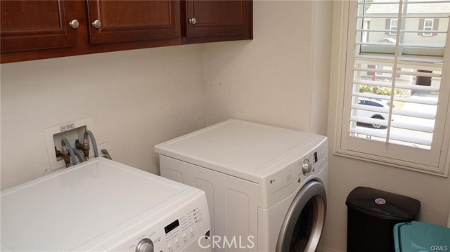 Detail Gallery Image 26 of 34 For 17423 Smoke Tree, Canyon Country,  CA 91387 - 4 Beds | 3 Baths