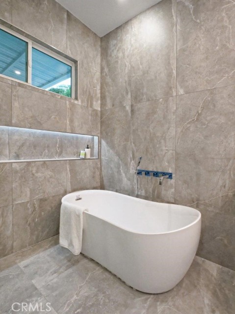 Detail Gallery Image 24 of 52 For 5 Cayuse Ln, Rancho Palos Verdes,  CA 90275 - 5 Beds | 5 Baths