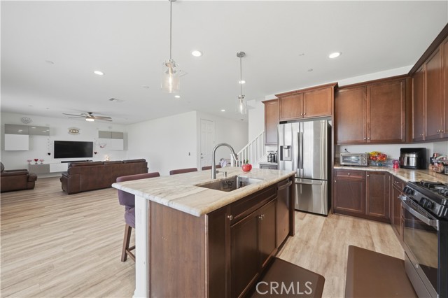 Detail Gallery Image 13 of 39 For 30812 Mossy Bend, Murrieta,  CA 92563 - 4 Beds | 3 Baths