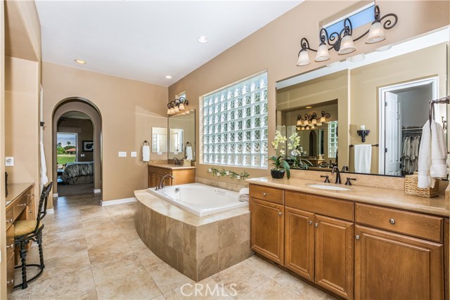 Detail Gallery Image 41 of 75 For 122 Royal Saint Georges Way, Rancho Mirage,  CA 92270 - 4 Beds | 4/1 Baths