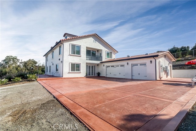 Detail Gallery Image 2 of 53 For 17423 Wicker Way, Riverside,  CA 92504 - 4 Beds | 3/1 Baths