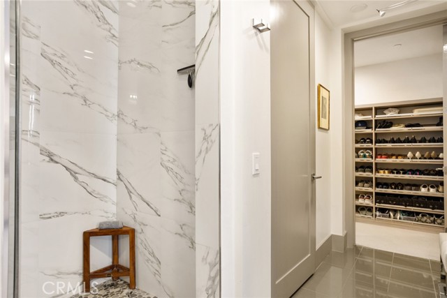 200 S Orange Grove Boulevard, Pasadena CA: https://media.crmls.org/medias/2913efec-6c06-422d-9f4a-19a7f5f8b57a.jpg