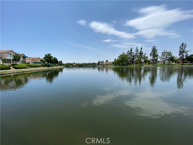 28562 Brige Water Lane, Menifee CA: https://media.crmls.org/medias/2913f0a6-210a-4ac1-95a8-6f473fab354c.jpg