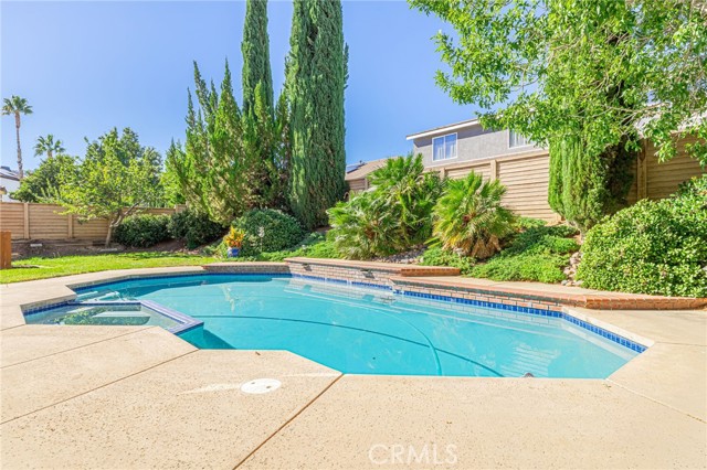Detail Gallery Image 43 of 48 For 42255 Round Hill Dr, Lancaster,  CA 93536 - 4 Beds | 2/1 Baths