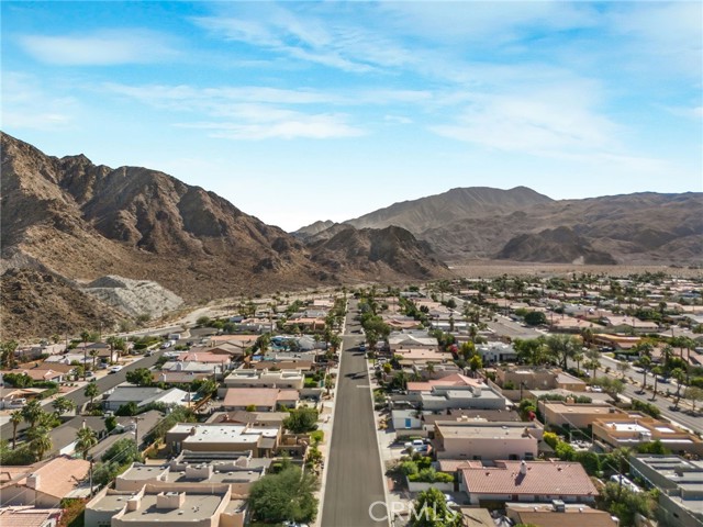 Detail Gallery Image 32 of 32 For 53920 Avenida Martinez, La Quinta,  CA 92253 - 4 Beds | 3/1 Baths