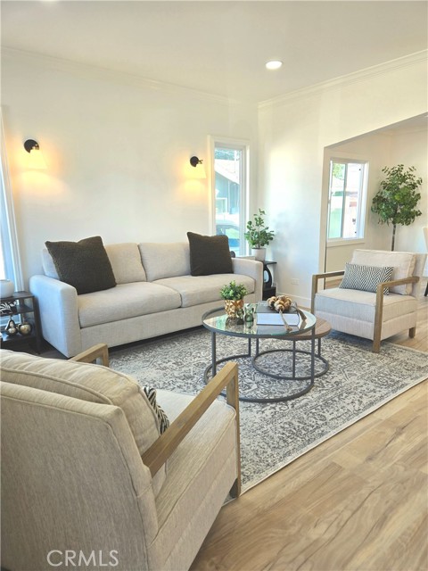 Detail Gallery Image 15 of 41 For 2022 W 75th St, Los Angeles,  CA 90047 - 2 Beds | 1 Baths