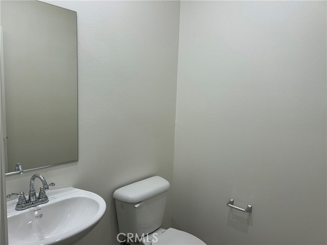 Detail Gallery Image 6 of 24 For 25169 Mariposa Ct, Moreno Valley,  CA 92551 - 4 Beds | 2/1 Baths