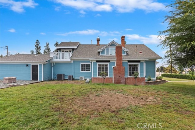 1350 E Chase Drive, Corona CA: https://media.crmls.org/medias/2916ac75-d7c7-4631-a261-44b128f5f936.jpg