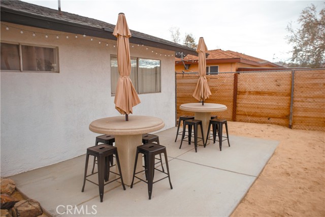 Detail Gallery Image 12 of 16 For 5050 1st, Joshua Tree,  CA 92252 - 2 Beds | 1 Baths