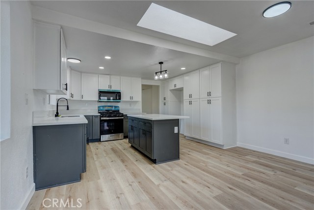 Detail Gallery Image 9 of 48 For 26959 Meridian, Hemet,  CA 92544 - 3 Beds | 2 Baths