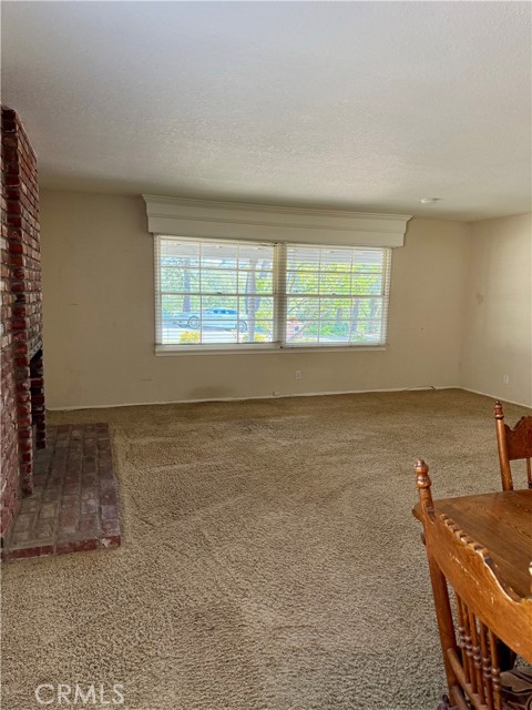 Detail Gallery Image 4 of 30 For 1782 Calle Zocalo, Thousand Oaks,  CA 91360 - 4 Beds | 2/1 Baths