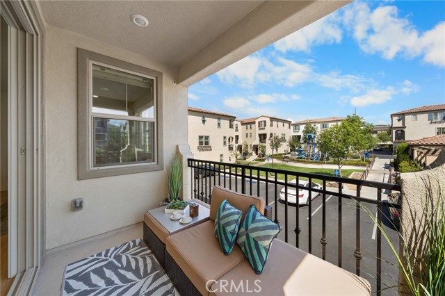 Detail Gallery Image 17 of 54 For 18324 Maidenhair Way, Yorba Linda,  CA 92886 - 2 Beds | 2/1 Baths