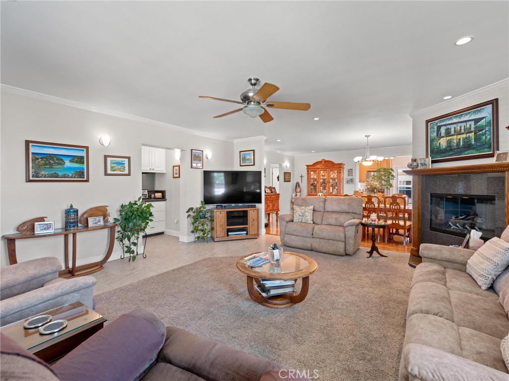 MLS #SB25185366 img 9