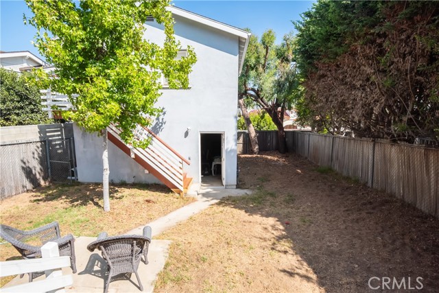 Large yard 5400 sq ft lot!