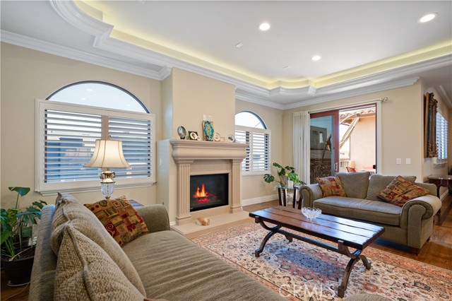 1407 S Catalina Avenue, Redondo Beach CA: https://media.crmls.org/medias/2918fd83-e5b5-46eb-a5ad-6acc453a3835.jpg