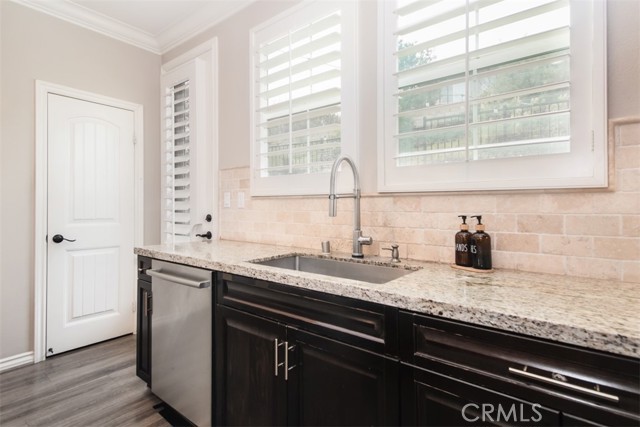 29048 N West Hills Drive, Valencia CA: https://media.crmls.org/medias/291964a6-bb58-4efd-b823-64fd25ee909e.jpg