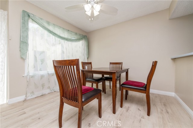 12441 Interior Circle, Los Alamitos CA: https://media.crmls.org/medias/291ac558-a630-4609-8fa1-6d7db067c372.jpg