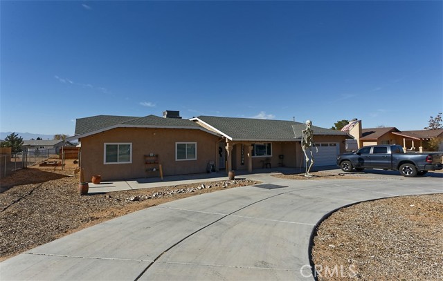 Detail Gallery Image 1 of 39 For 16656 Nawakwa Rd, Apple Valley,  CA 92307 - 3 Beds | 2 Baths