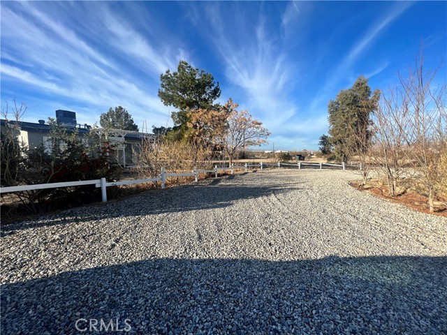 Detail Gallery Image 33 of 74 For 33895 Sunset Rd, Lucerne Valley,  CA 92356 - 5 Beds | 3/1 Baths