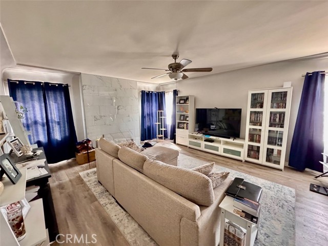 772 W 20th Street, San Bernardino CA: https://media.crmls.org/medias/291b5452-cca9-46e1-8df7-dd207dece29c.jpg