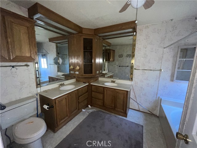 24600 Mountain Avenue # 119, Hemet, California 92544, 2 Bedrooms Bedrooms, ,2 BathroomsBathrooms,Manufactured In Park,For Sale,24600 Mountain Avenue # 119,CRIG24184343