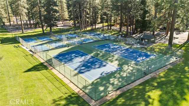 Image 15 of 32 For 701 Lake Ridge Road