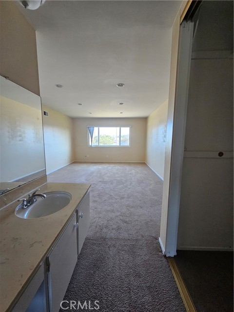 20318 Regina Avenue, Torrance CA: https://media.crmls.org/medias/291bf42a-6f80-4c4e-a6ed-c5f000fdc1c8.jpg