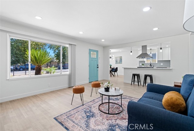 Detail Gallery Image 11 of 46 For 139 N Tahquitz, Hemet,  CA 92543 - 3 Beds | 2/1 Baths