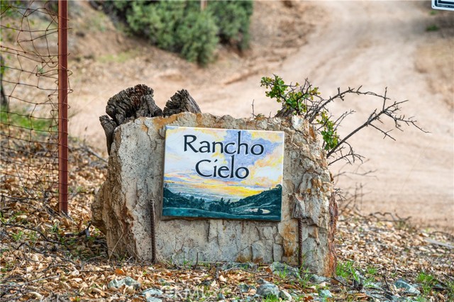 Detail Gallery Image 3 of 49 For 9000 Figueroa Mountain Rd, Los Olivos,  CA 93441 - 2 Beds | 1 Baths