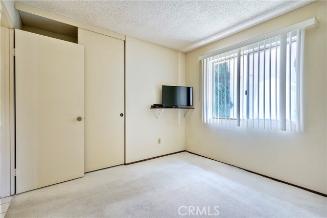 6766 Camino Del Prado, Carlsbad CA: https://media.crmls.org/medias/291dac33-e60e-4c39-a557-93ae01175090.jpg