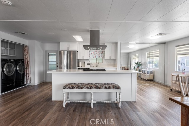 Detail Gallery Image 5 of 39 For 1065 Lomita Bld #295,  Lomita,  CA 90710 - 4 Beds | 3 Baths