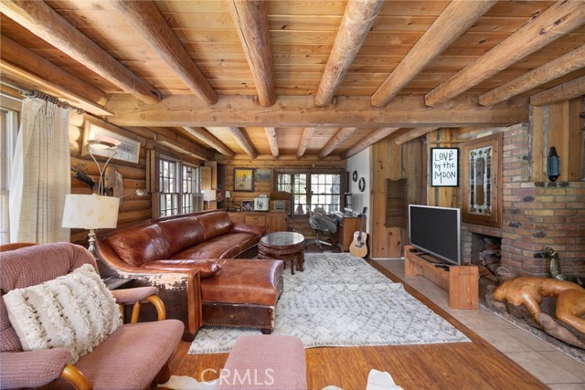 Detail Gallery Image 16 of 47 For 2712 Tirol Dr, –,  CA 93225 - 3 Beds | 2 Baths