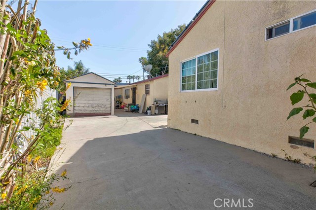 Detail Gallery Image 8 of 20 For 11430 Califa St, North Hollywood,  CA 91601 - – Beds | – Baths