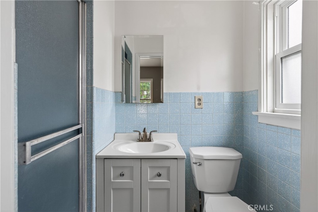 https://media.crmls.org/medias/291eec66-2981-4b53-aef4-9dadc79a1f78.jpg?preset=X-Large