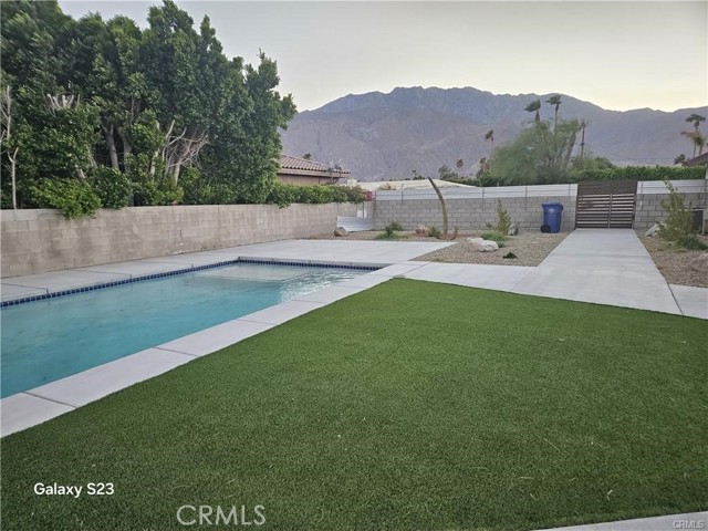 Detail Gallery Image 10 of 14 For 2088 N Cerritos Rd, Palm Springs,  CA 92262 - 3 Beds | 2 Baths