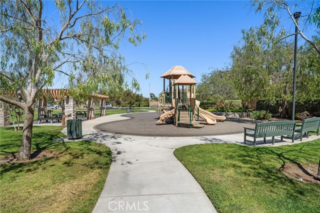 Detail Gallery Image 34 of 38 For 9181 El Cortez Ave, Fountain Valley,  CA 92708 - 3 Beds | 2 Baths