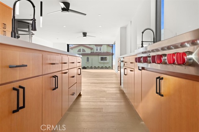 Detail Gallery Image 14 of 54 For 3932 Ocean Drive, Oxnard,  CA 93035 - 3 Beds | 2/1 Baths