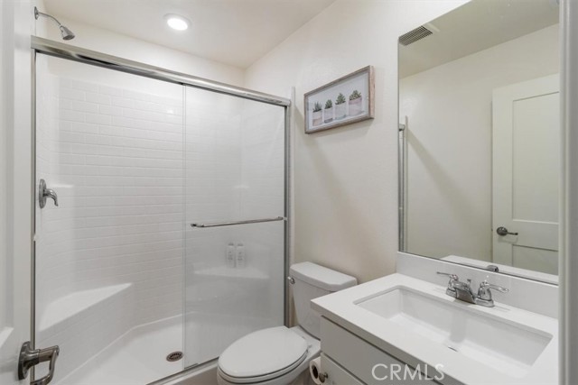 Detail Gallery Image 19 of 42 For 4852 S Jordan Ave, Ontario,  CA 91762 - 5 Beds | 3 Baths