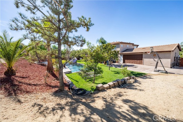 Detail Gallery Image 29 of 71 For 18296 Hollowtree Ln, Riverside,  CA 92504 - 5 Beds | 3/1 Baths