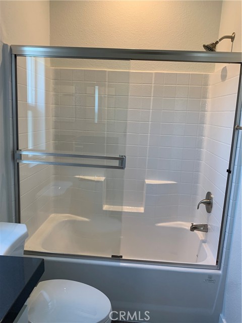 Detail Gallery Image 12 of 14 For 2767 W 1st St #14,  Santa Ana,  CA 92703 - 2 Beds | 1 Baths