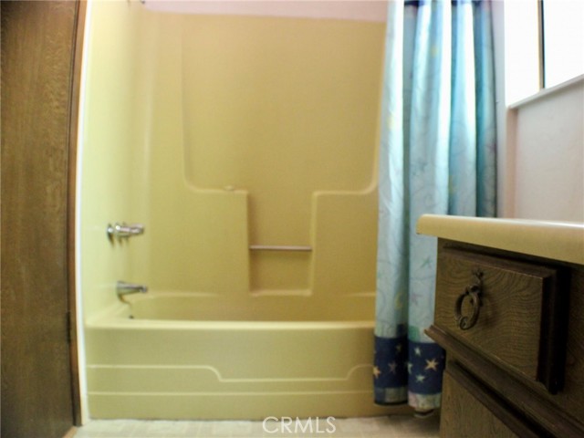 Detail Gallery Image 15 of 40 For 168 W Forest View Dr, Willow Creek,  CA 95573 - 4 Beds | 2 Baths