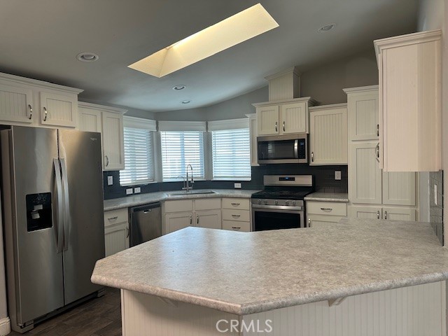 Detail Gallery Image 9 of 24 For 3050 163 W Ball Rd #163,  Anaheim,  CA 92804 - 3 Beds | 2 Baths