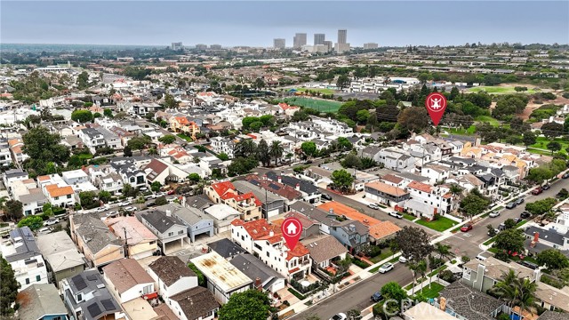 613 Larkspur Avenue, Corona del Mar CA: https://media.crmls.org/medias/2920dc68-a380-46d4-a57b-5d47f0375465.jpg