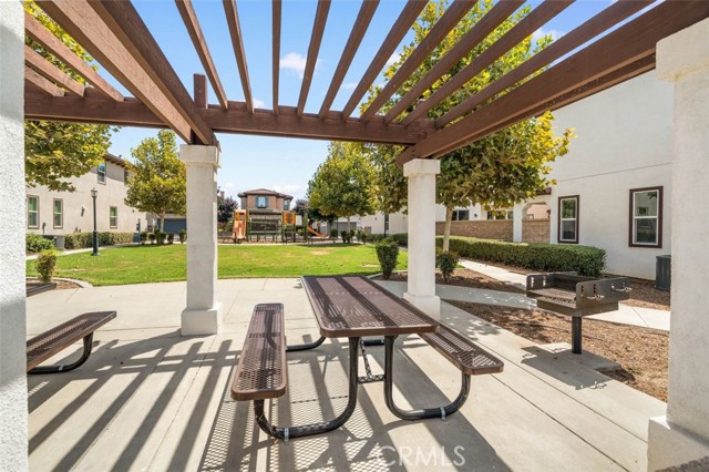 Detail Gallery Image 25 of 32 For 1406 Girona Dr, Pomona,  CA 91766 - 4 Beds | 3 Baths