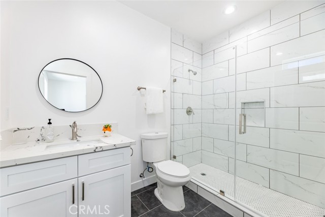 Detail Gallery Image 26 of 33 For 9117 N Nilo Ln, Panorama City,  CA 91402 - 4 Beds | 3/1 Baths
