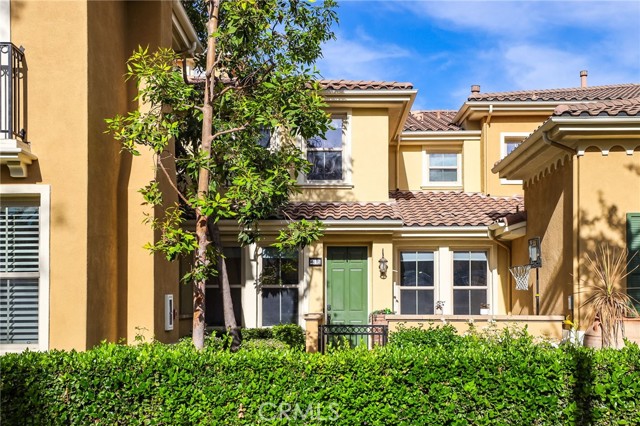 Detail Gallery Image 1 of 38 For 217 Groveland, Irvine,  CA 92620 - 2 Beds | 2/1 Baths