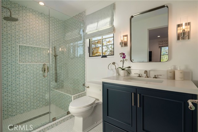 133 N La Jolla Avenue, Los Angeles CA: https://media.crmls.org/medias/29218ecc-0305-4b8c-83ff-7bda763746c4.jpg